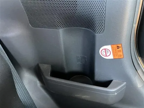 Toyota Pixis Mega