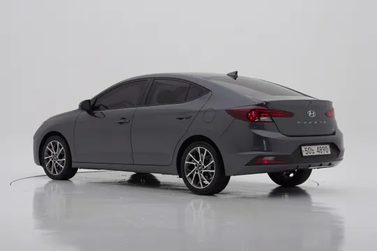 Hyundai Elantra (Avante)