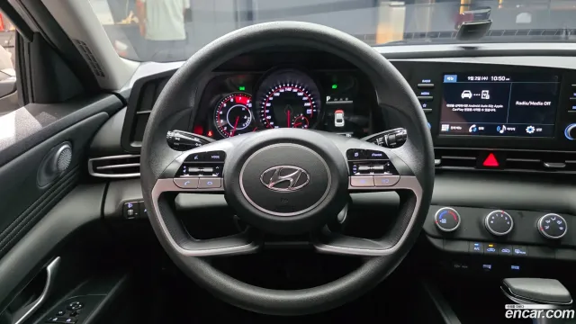 Hyundai Elantra (Avante)