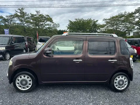 Daihatsu Mira Cocoa