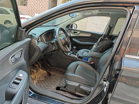 Roewe RX5