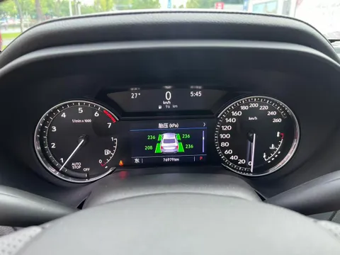 Cadillac CT4