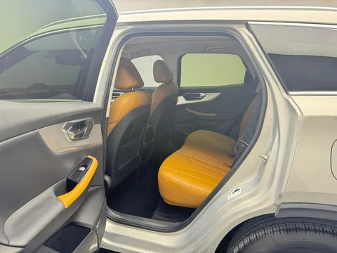BAIC X7
