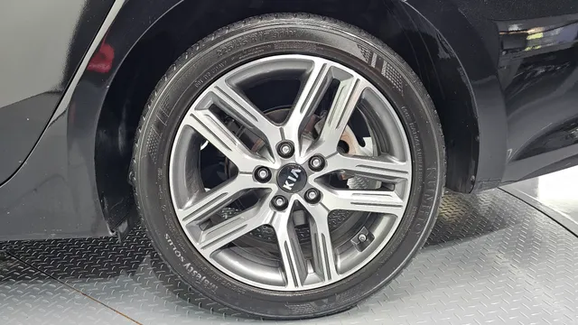 Kia Cerato (K3)