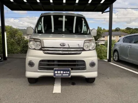 Daihatsu Atrai Wagon