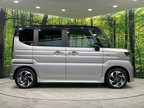 Suzuki Spacia Custom