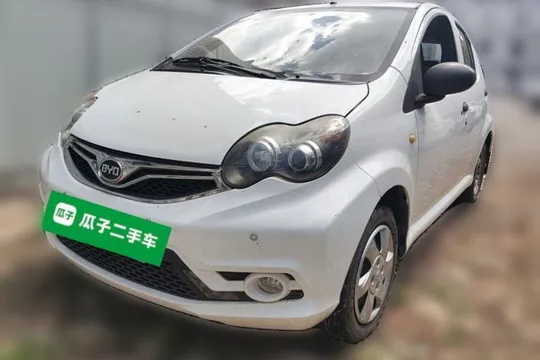 BYD F0