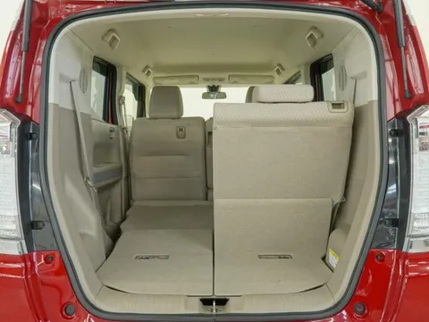 Honda N-BOX Slash