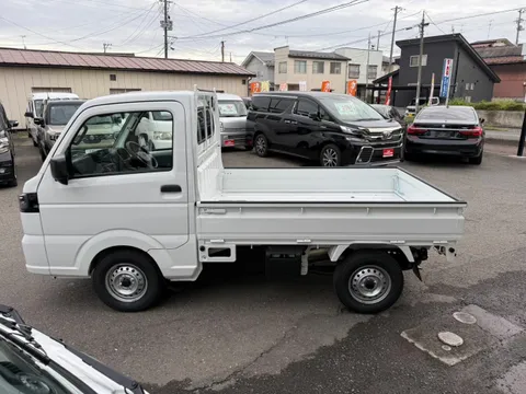 Nissan Clipper Truck