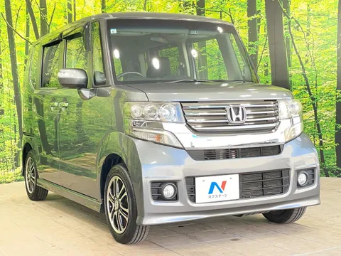 Honda N-BOX Custom