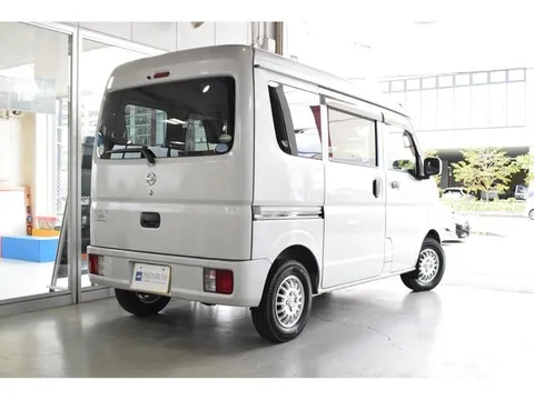 Nissan Clipper