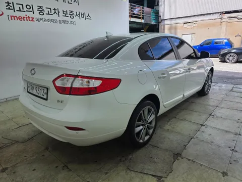 Renault SM3