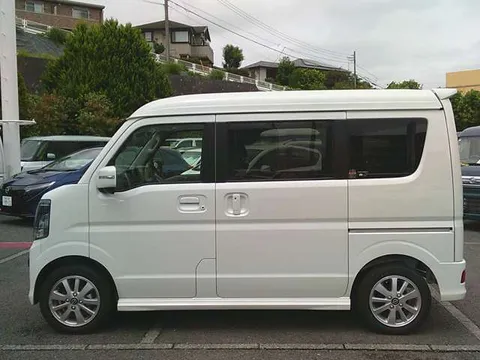 Nissan Clipper Rio