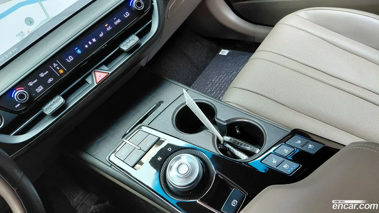Kia K8