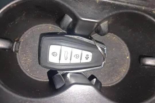 Geely Binray