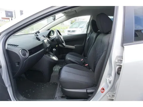 Mazda Mazda2 (Demio)