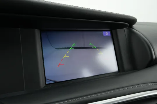 Infiniti Q30