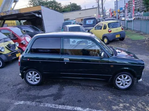 Daihatsu Mira Gino