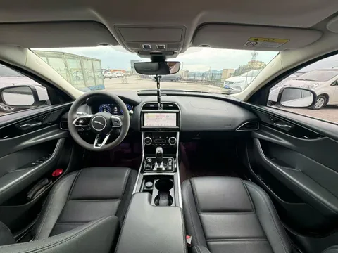 Jaguar XEL