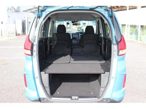 Honda Freed Plus