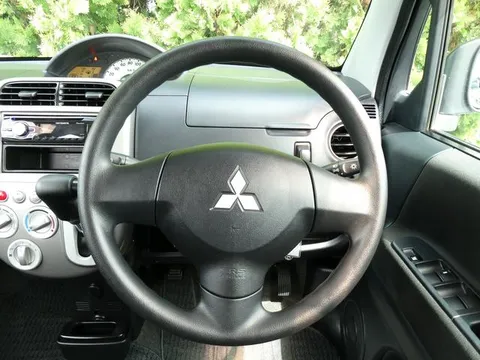Mitsubishi Toppo