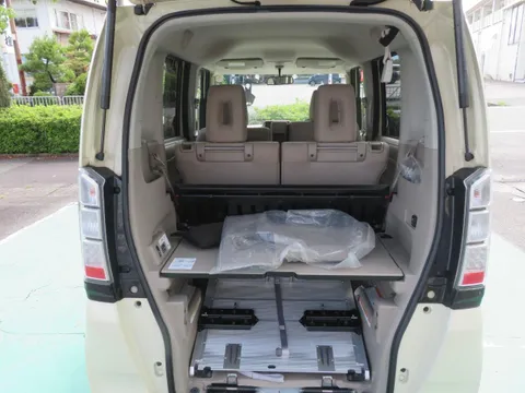 Honda N-BOX Plus