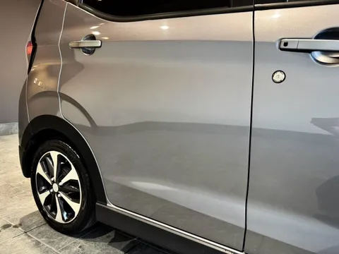 Mitsubishi eK X