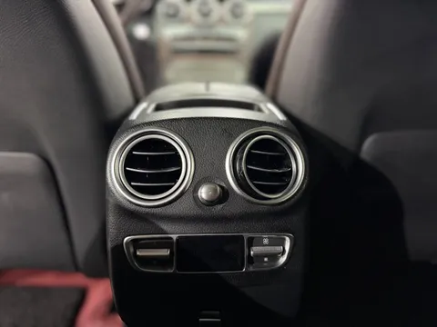 Mercedes-Benz Mercedes-Benz GLC