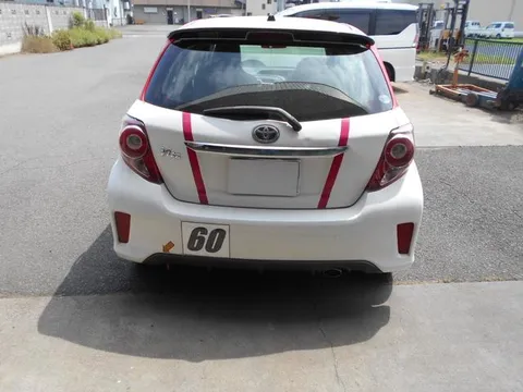 Toyota Yaris (Vitz)