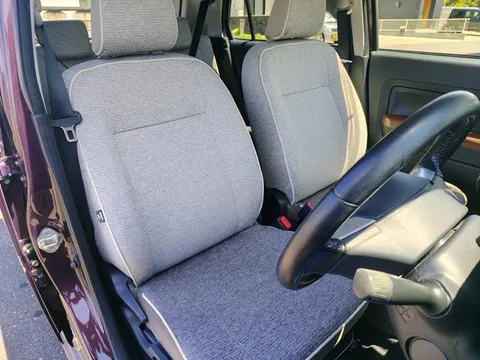 Daihatsu Mira Tocot