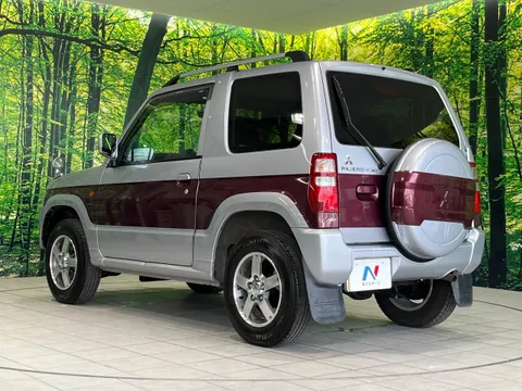 Mitsubishi Pajero Mini
