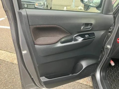 Mitsubishi eK X Space