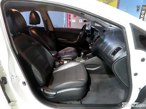 Kia Cerato (K3)