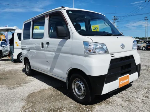 Toyota Pixis Van