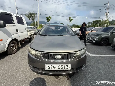 Kia Cerato (Forte)