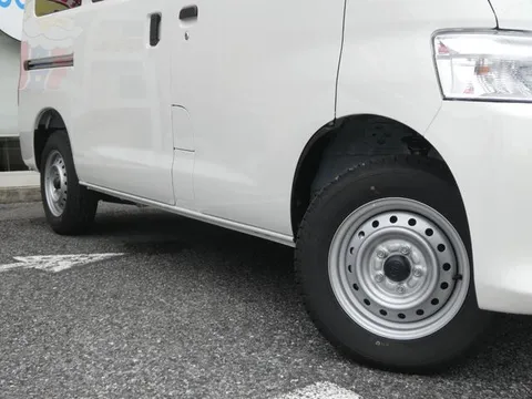 Toyota TownAce Van