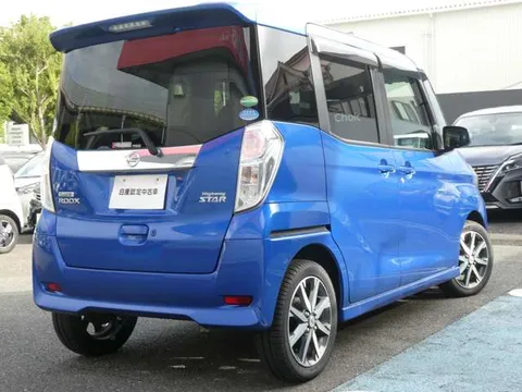 Nissan Dayz Roox