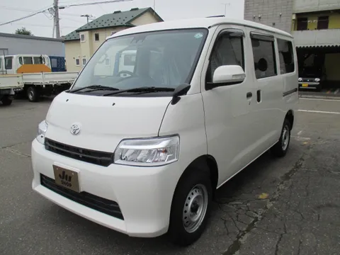 Toyota TownAce Van