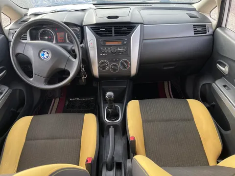 Venucia R50X