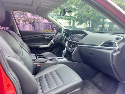 Venucia T90
