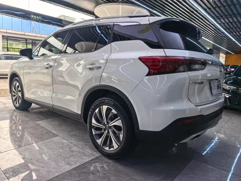 Gac GS4