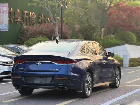 Hyundai Festa
