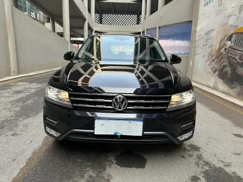 Volkswagen Tiguan L