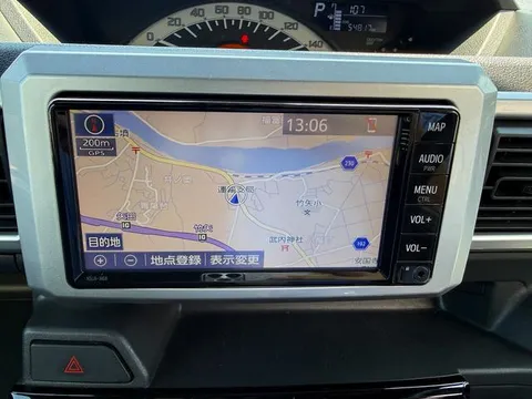 Toyota Pixis Mega