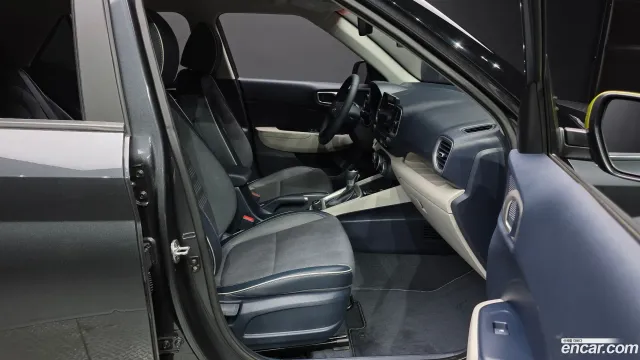Hyundai Venue