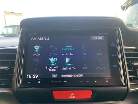 Honda N-BOX Slash