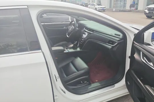 Cadillac XTS