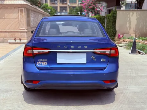Roewe i5