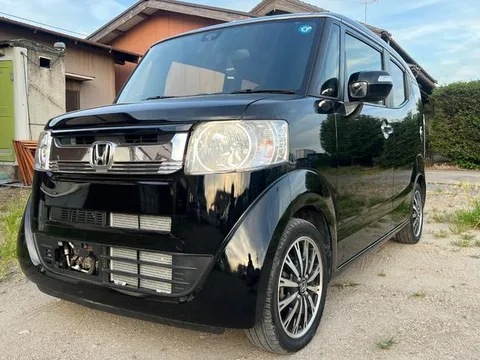 Honda N-BOX Slash