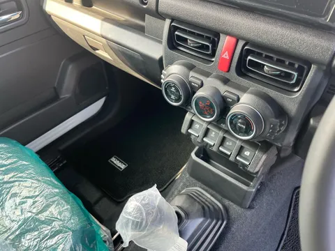Suzuki Jimny Nomade
